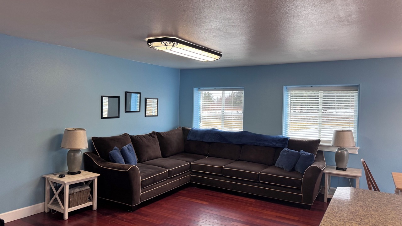 Photo of Livingroom in Diamond Ridge