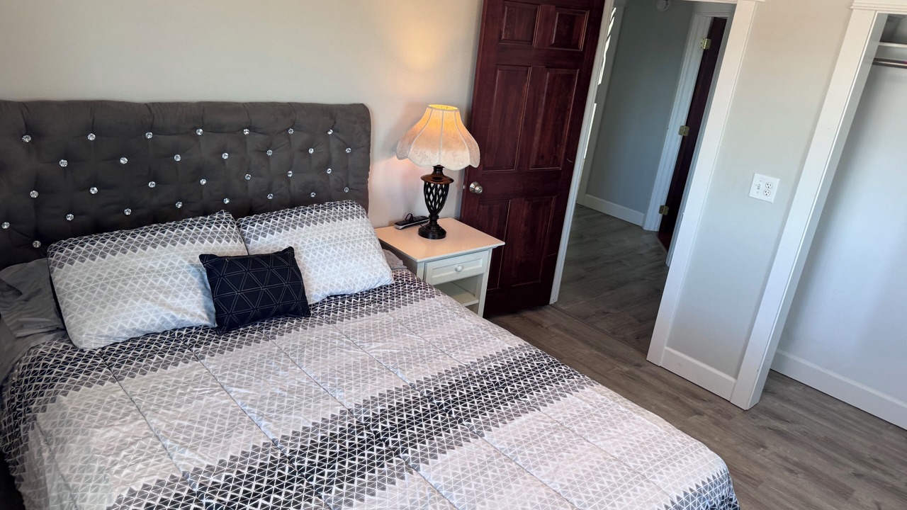 Photo of Bedroom in Diamond Ridge