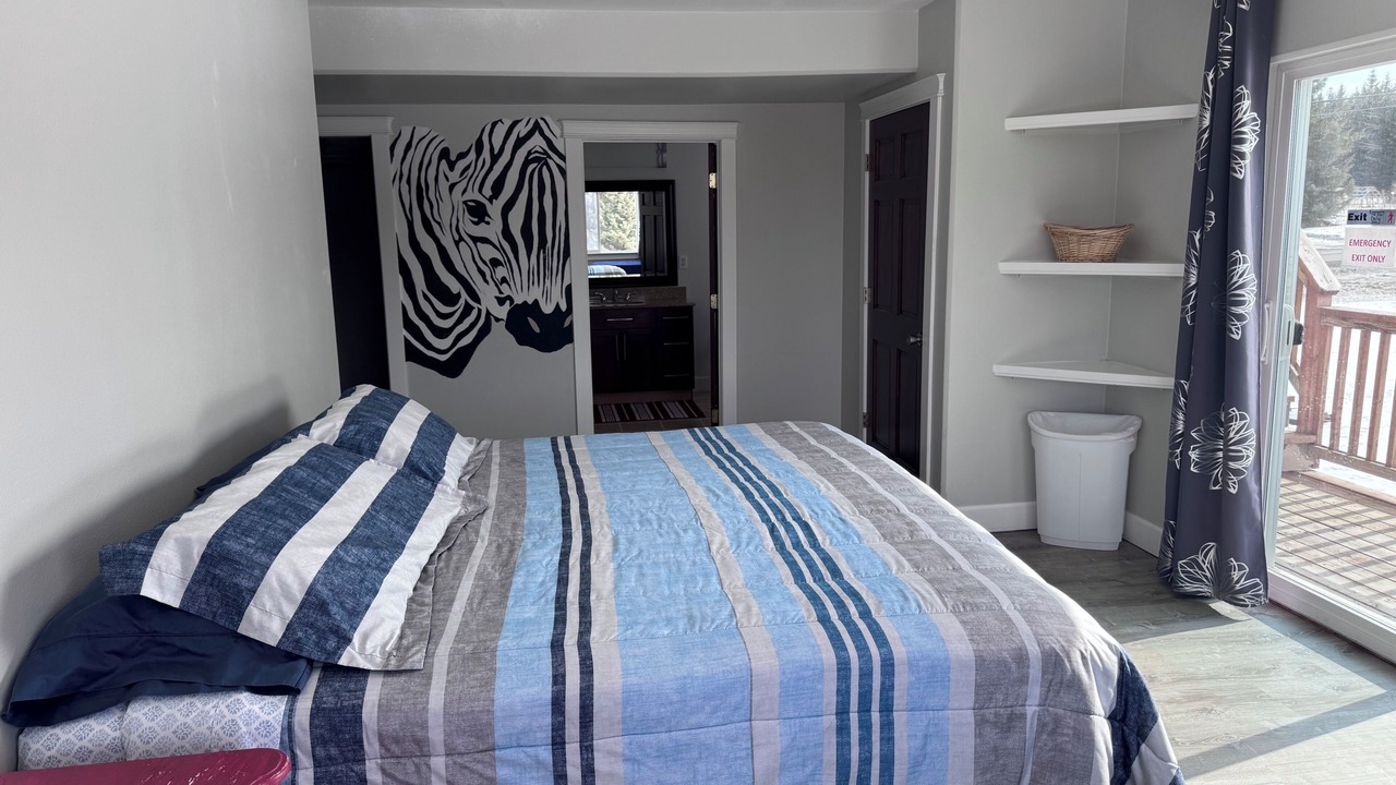 Photo of Bedroom in Diamond Ridge