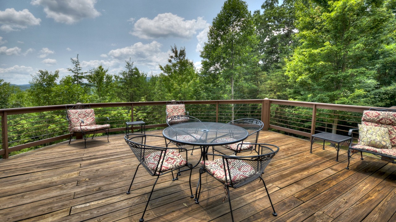 Photo of Outdoor in Raccoon Ridge