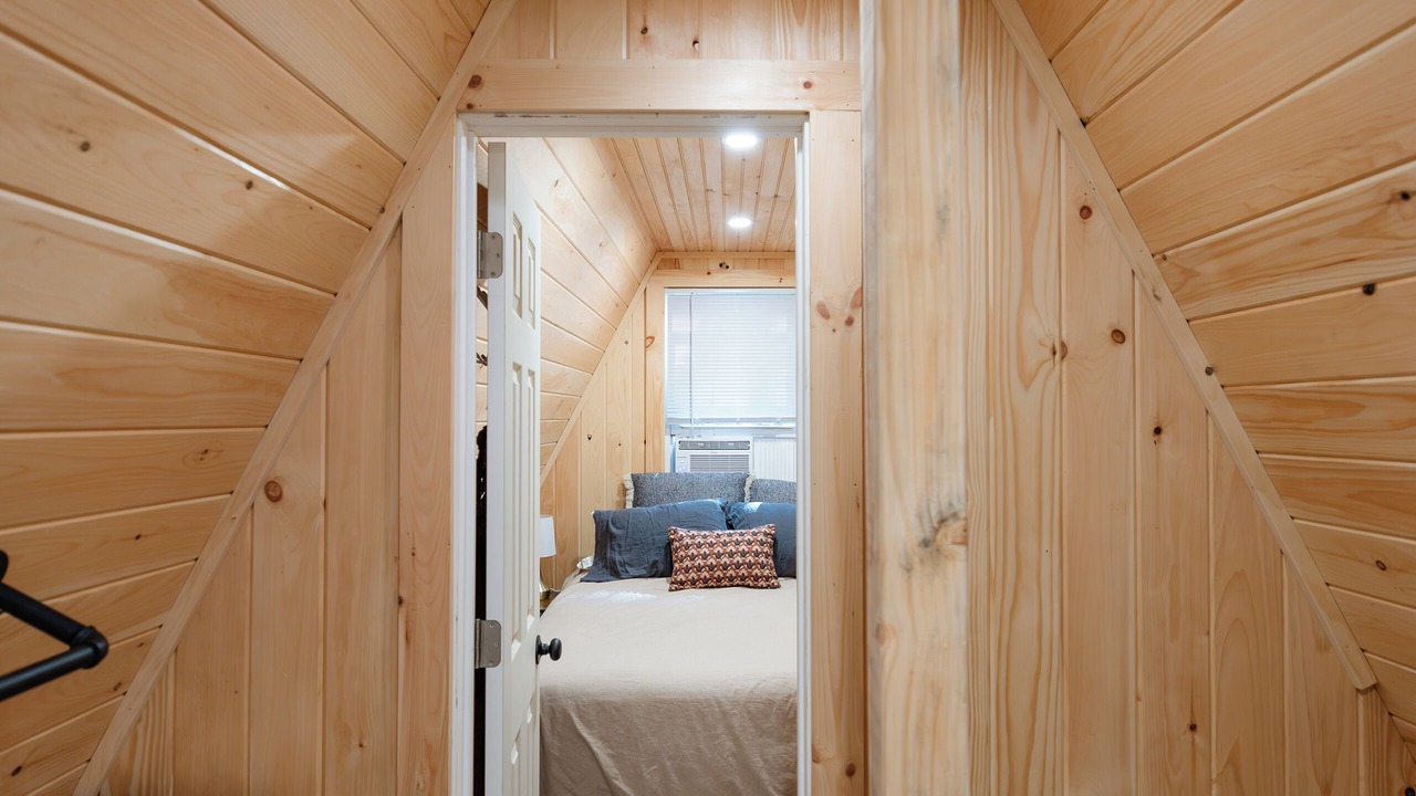 Photo of Bedroom in South Casco