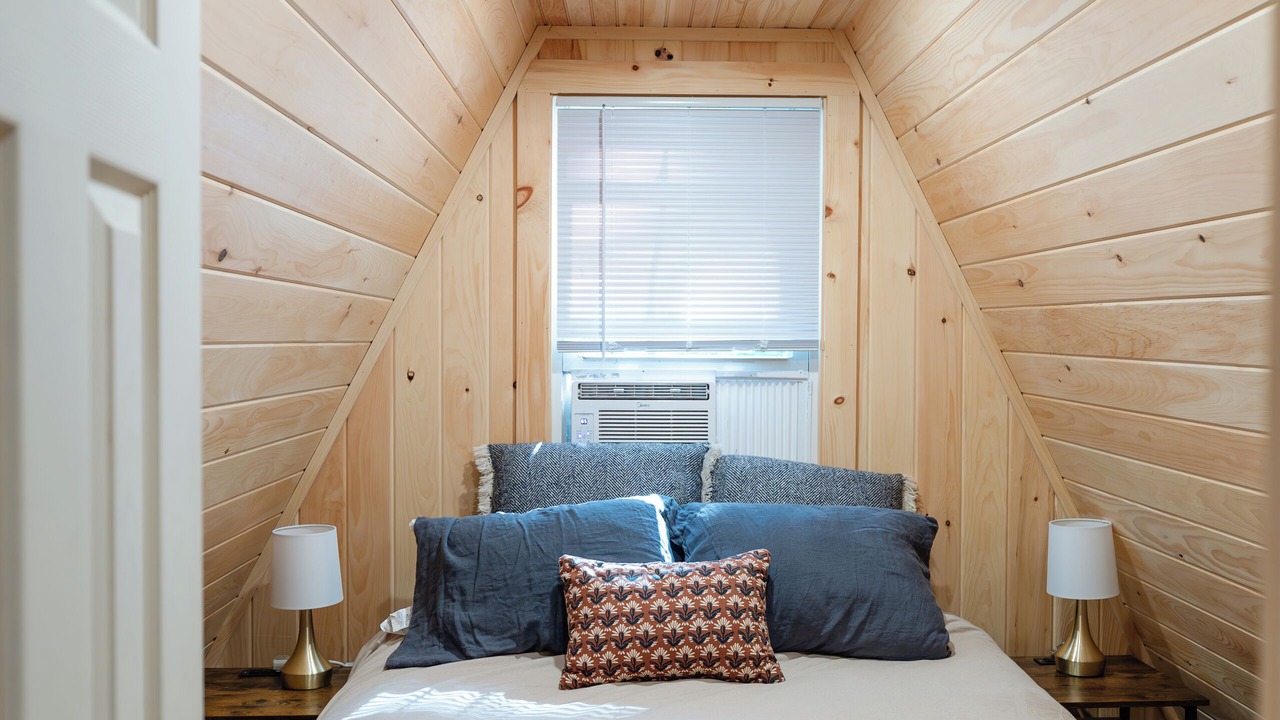 Photo of Bedroom in South Casco