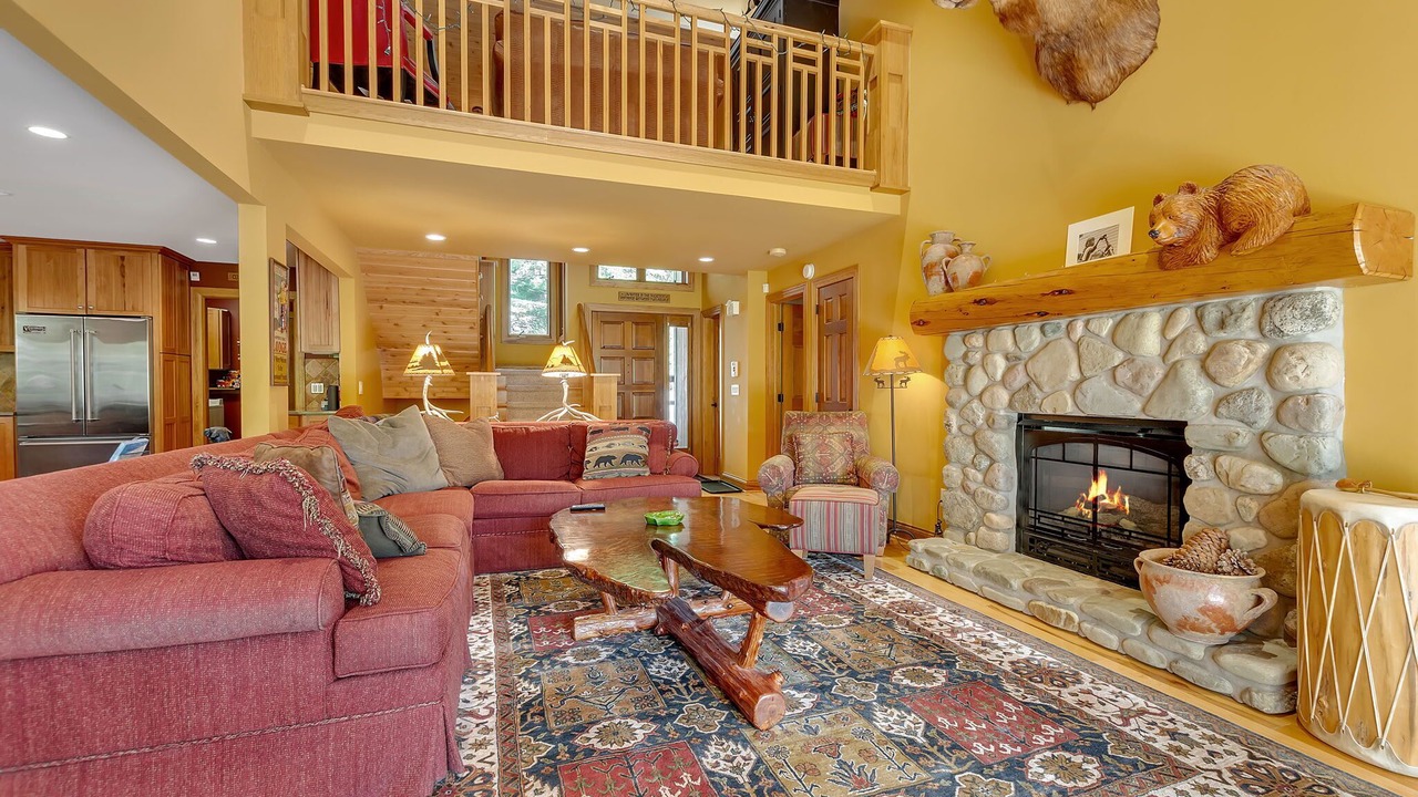 Photo of Livingroom in Ellicottville