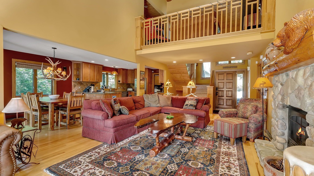 Photo of Livingroom in Ellicottville