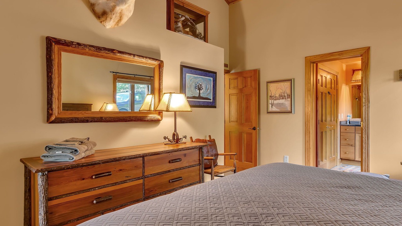 Photo of Bedroom in Ellicottville