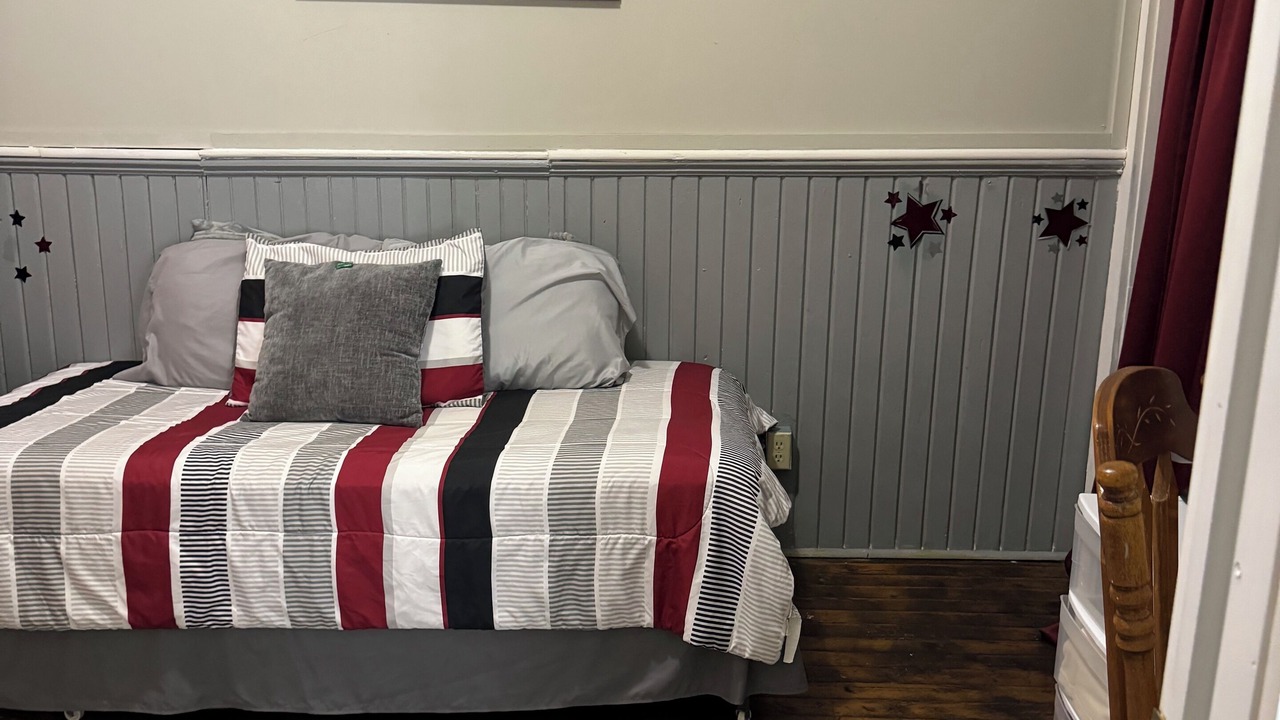 Photo of Bedroom in Arnot