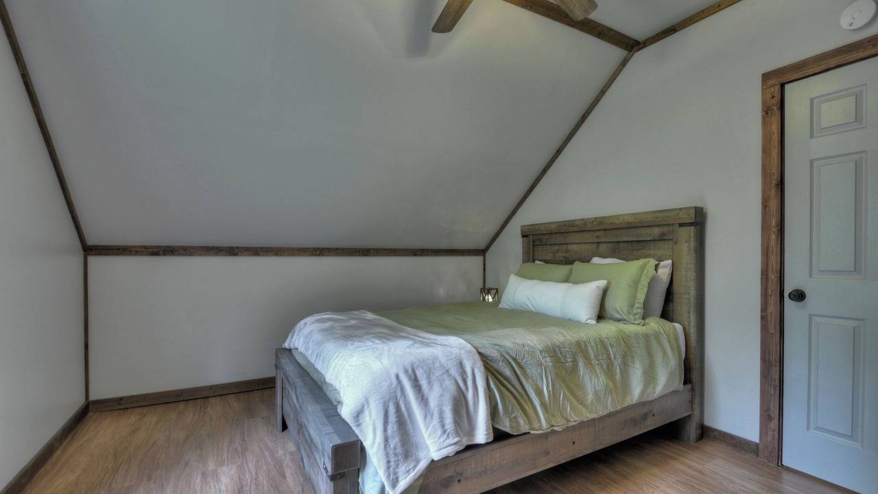 Photo of Bedroom in Dial