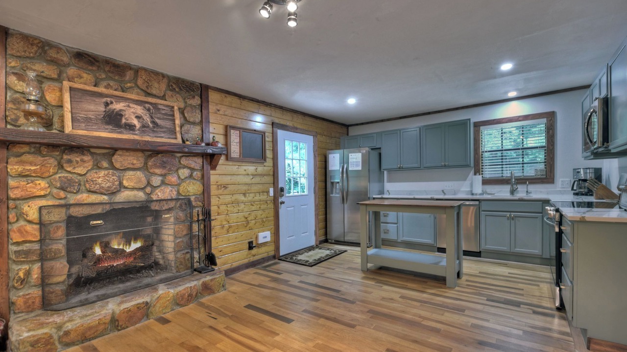Photo of Kitchen in Dial