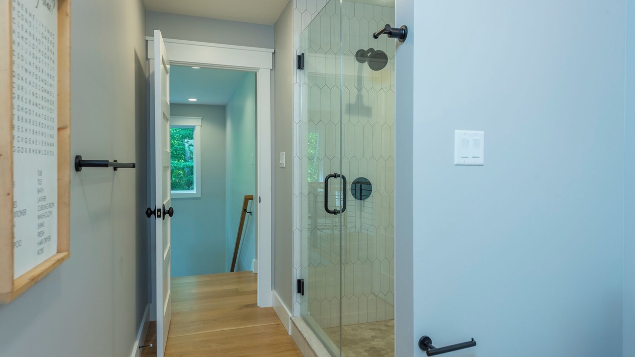 Photo of Bathroom in Swannanoa