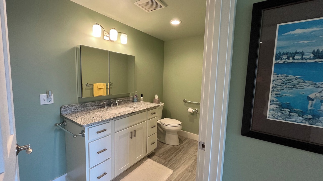 Photo of Bathroom in Ocean Point