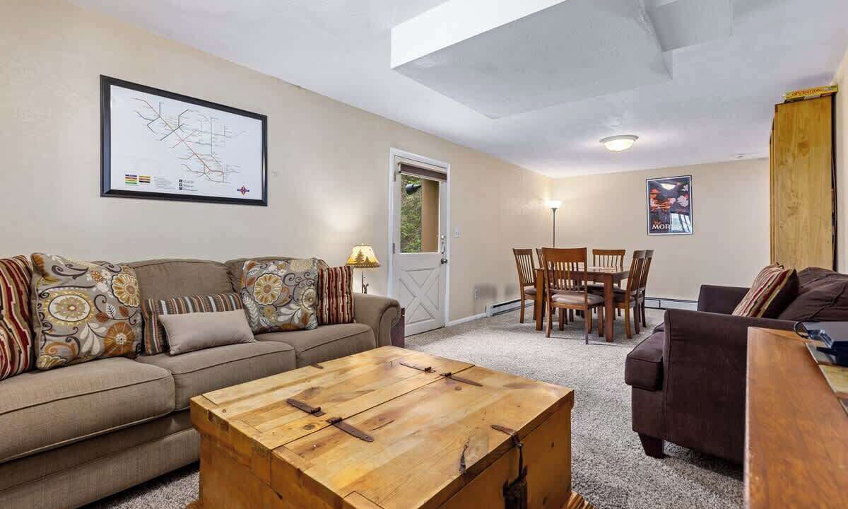 Photo of Livingroom in Breckenridge