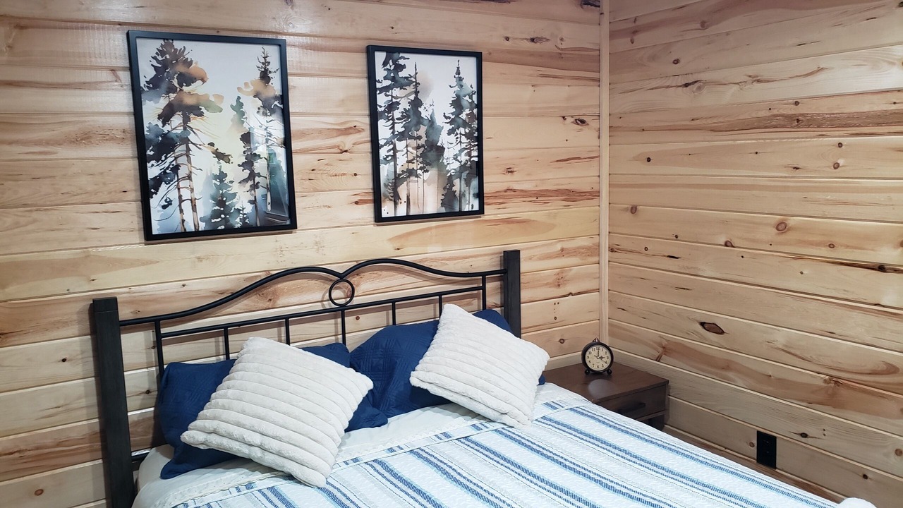 Photo of Bedroom in East Corinth