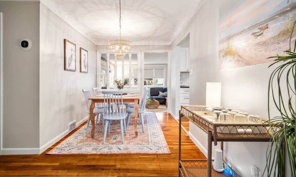 Photo of Bedroom in Euclid