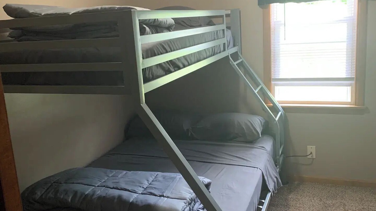 Photo of Bedroom in Girard