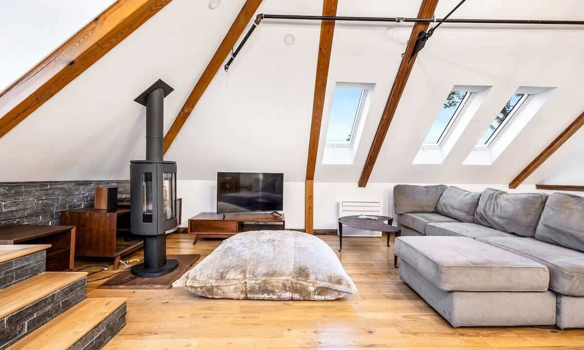 Photo of Livingroom in Oakdale