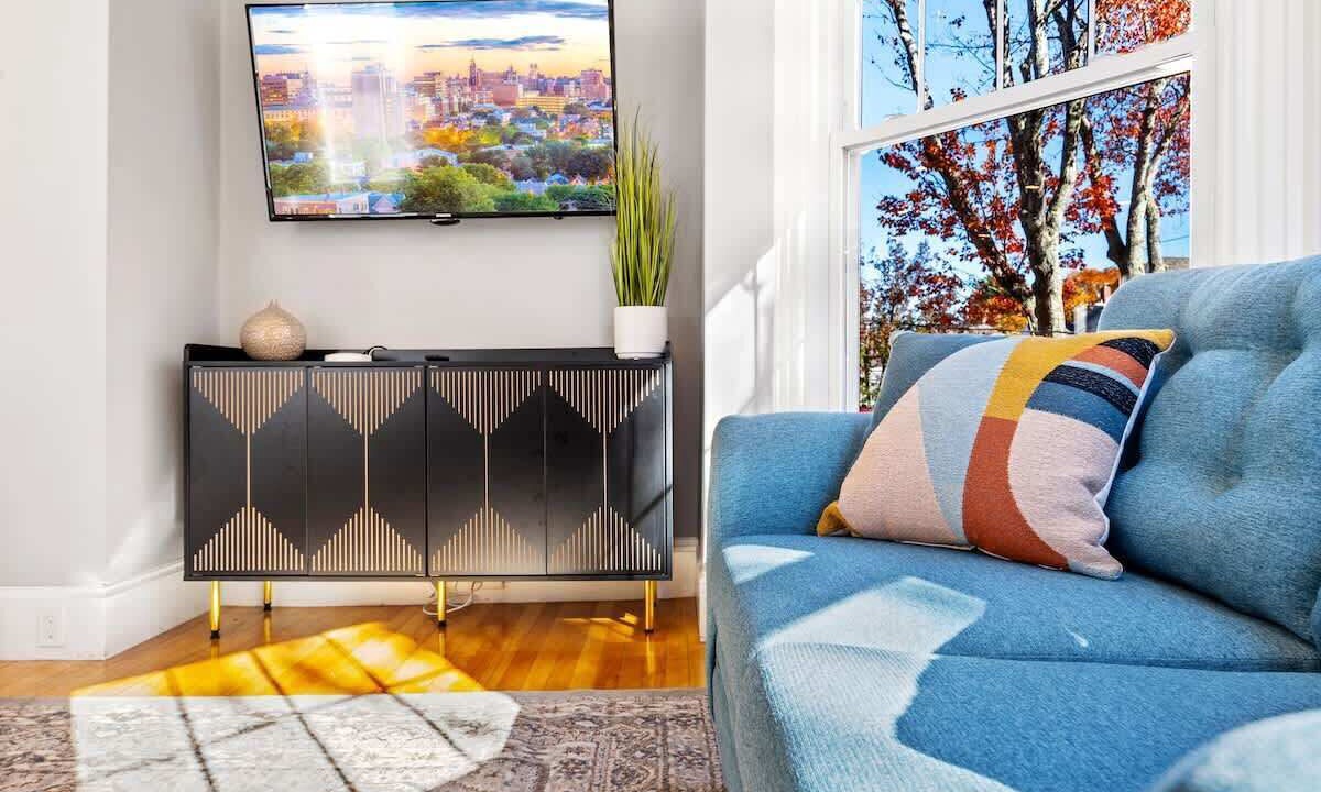 Photo of Livingroom in Oakdale