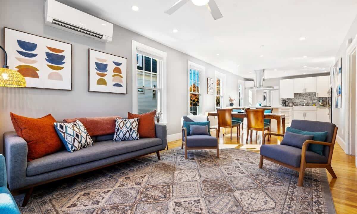 Photo of Livingroom in Oakdale