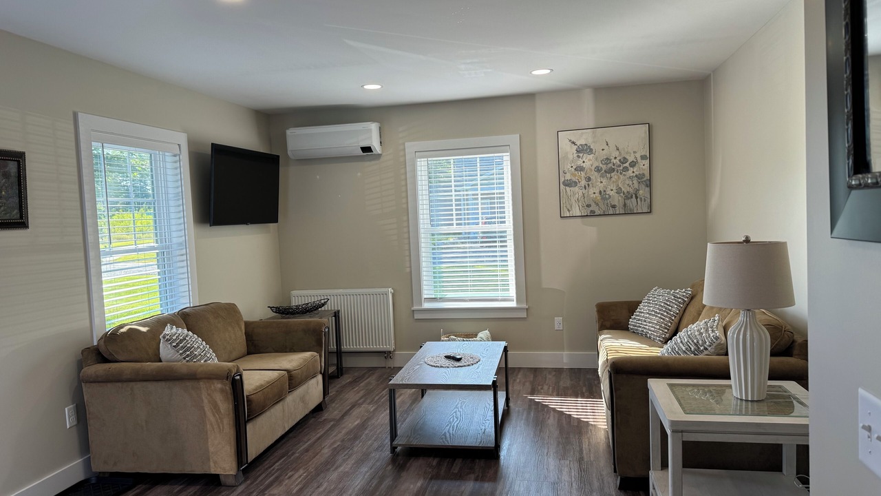 Photo of Livingroom in Oakland