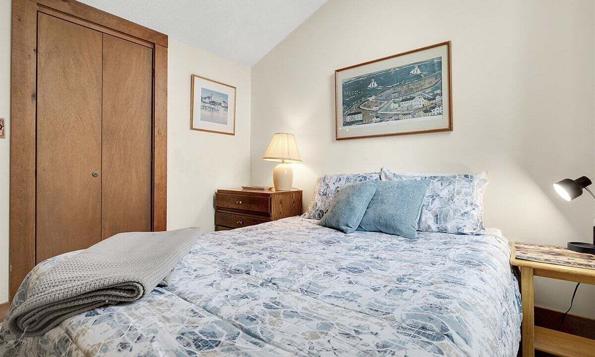 Photo of Bedroom in Bethel