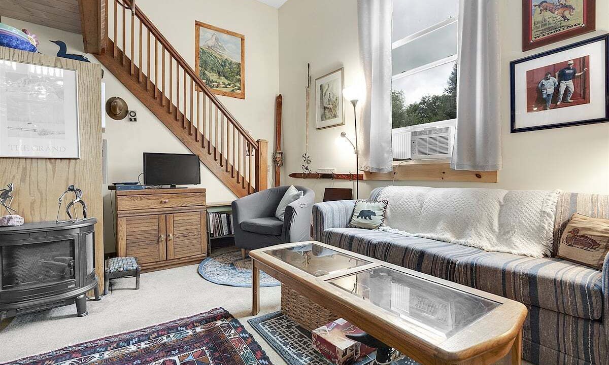 Photo of Livingroom in Bethel