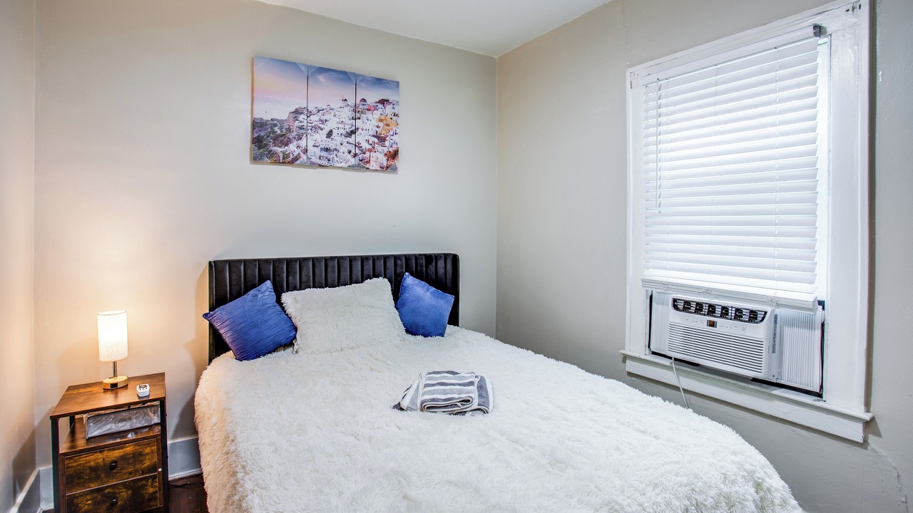 Photo of Bedroom in Rochester