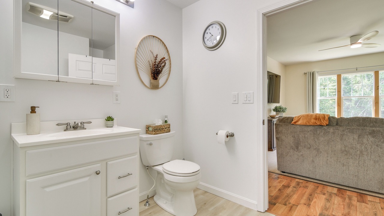 Photo of Bathroom in East Central Franklin