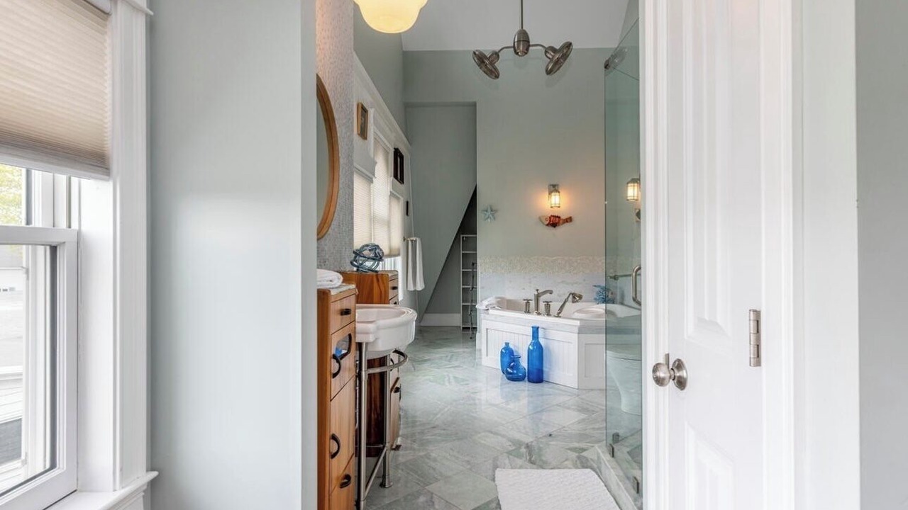 Photo of Bathroom in Pine Point