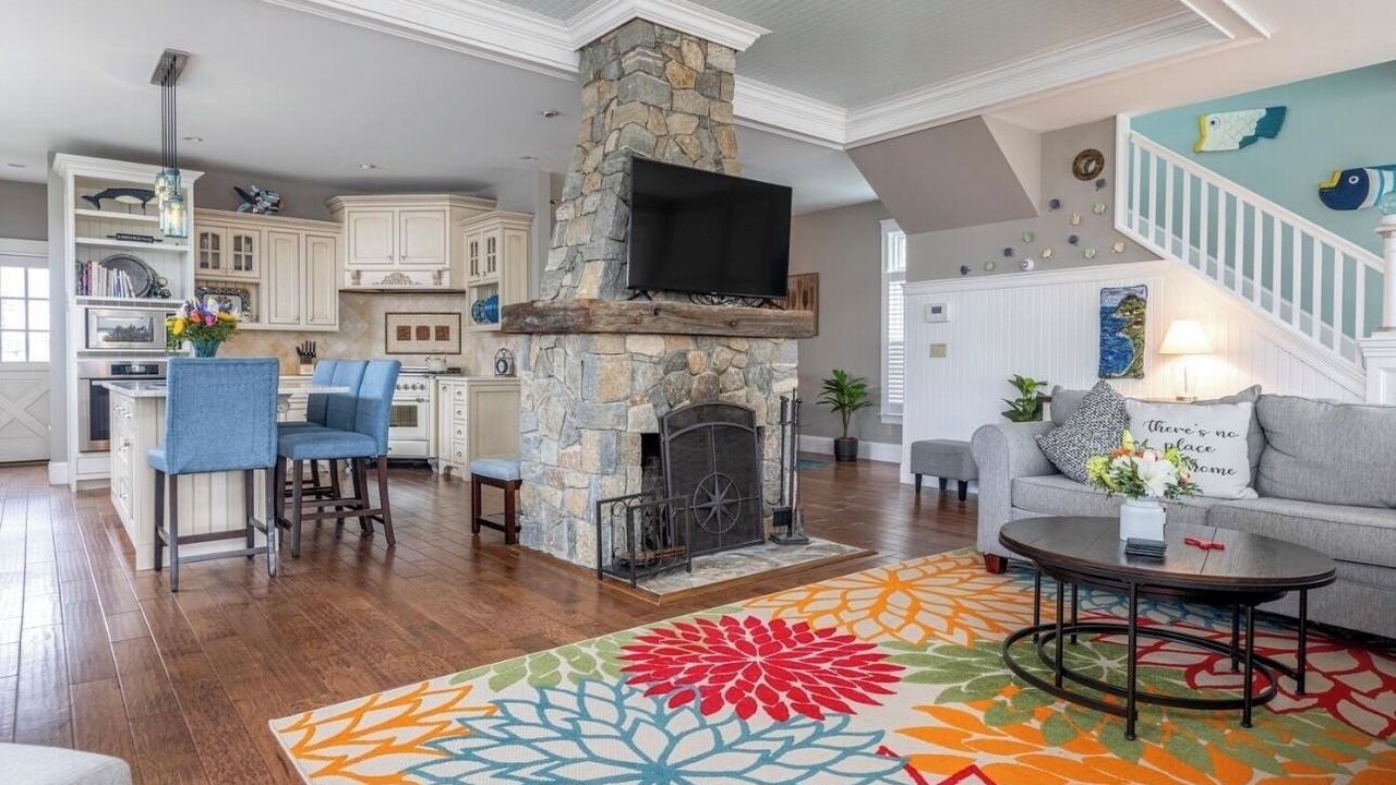 Photo of Livingroom in Pine Point