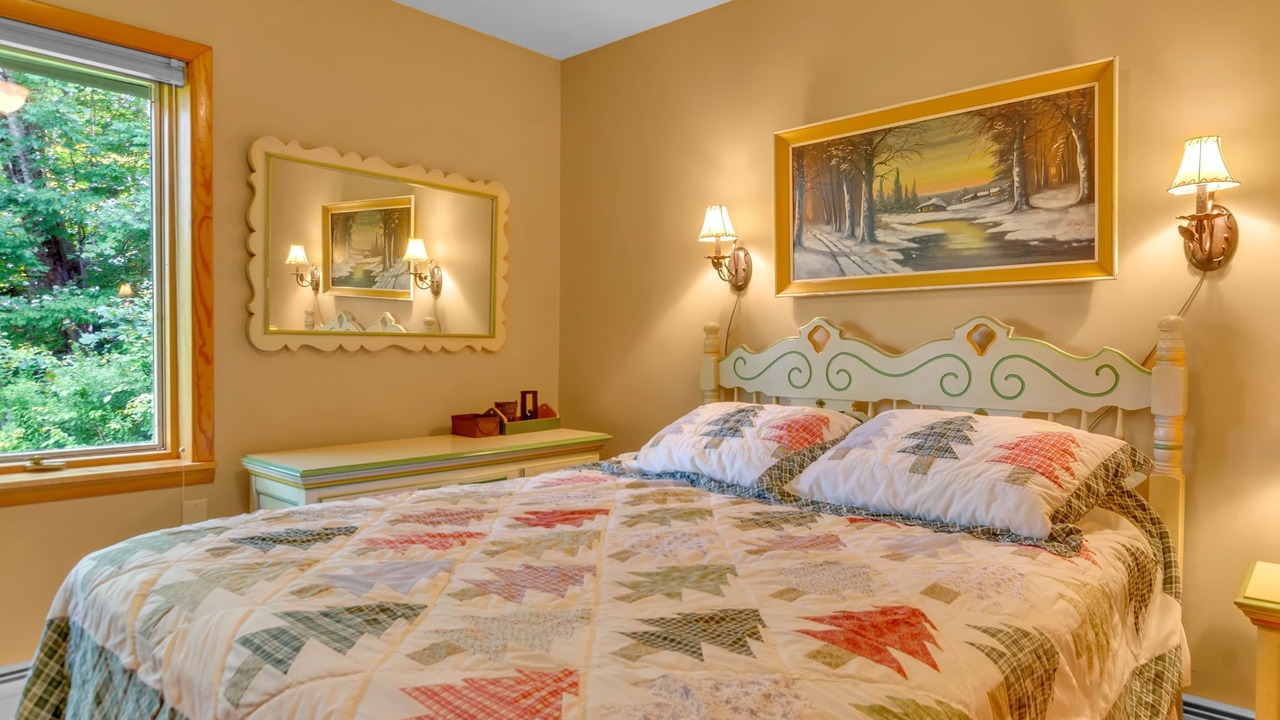 Photo of Bedroom in Ellicottville