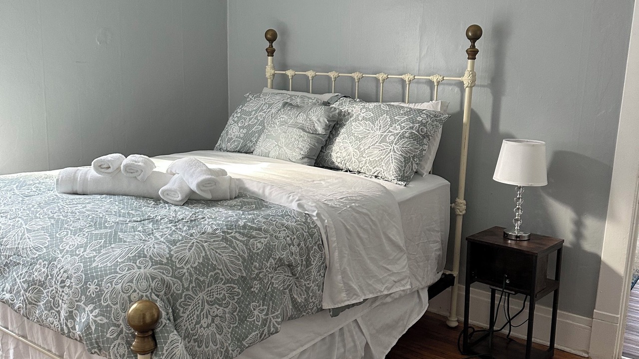 Photo of Bedroom in North Buffalo