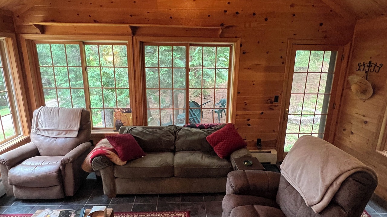 Photo of Livingroom in Caratunk