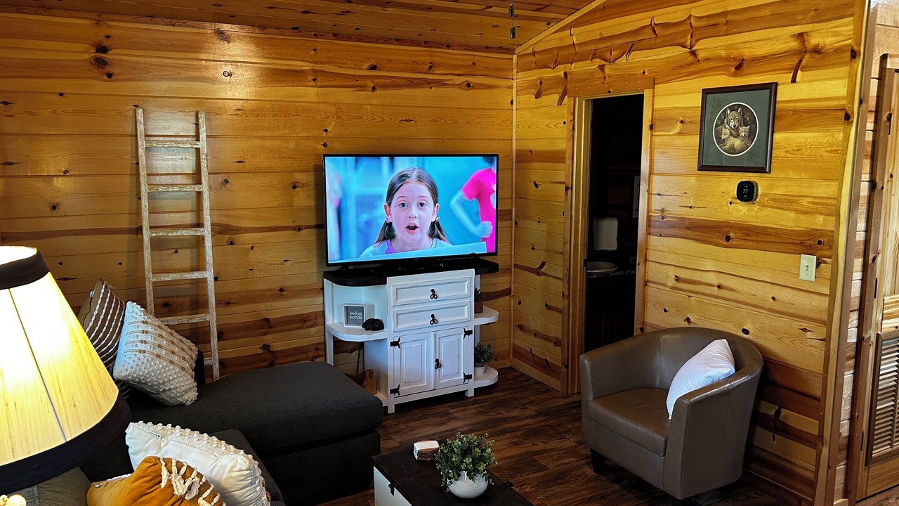 Photo of Livingroom in New Boston