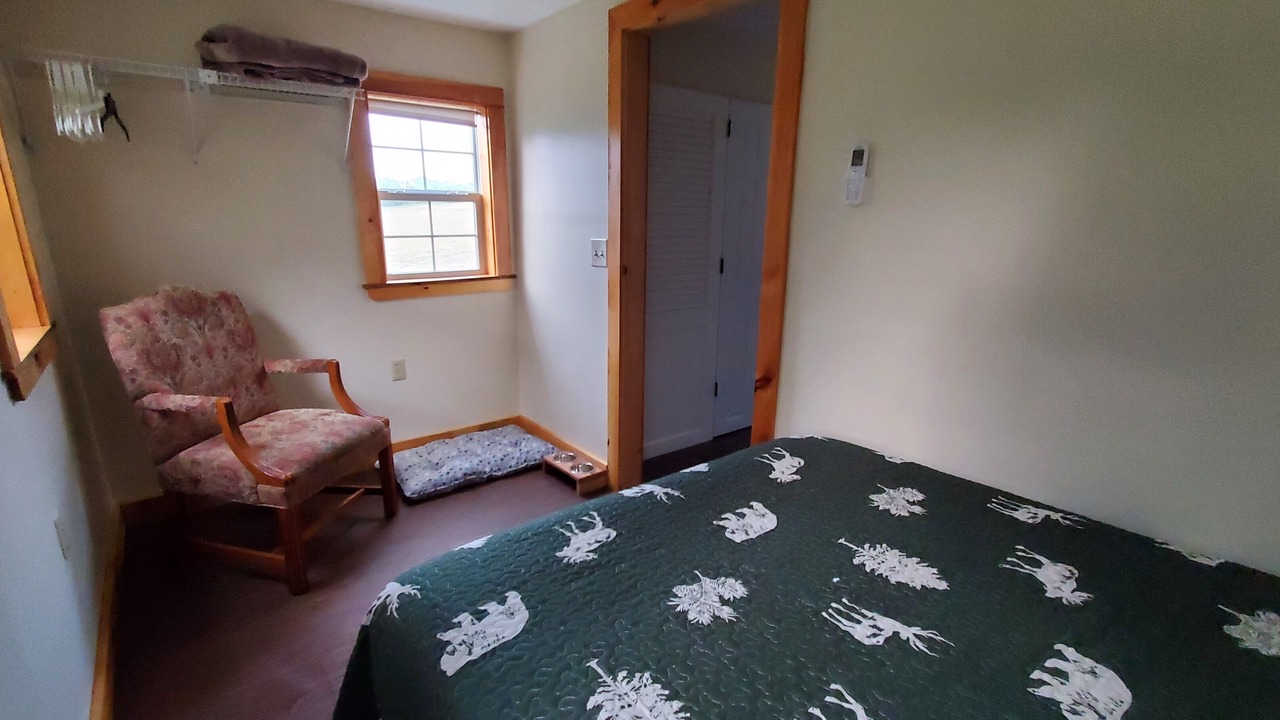 Photo of Bedroom in Ellsworth