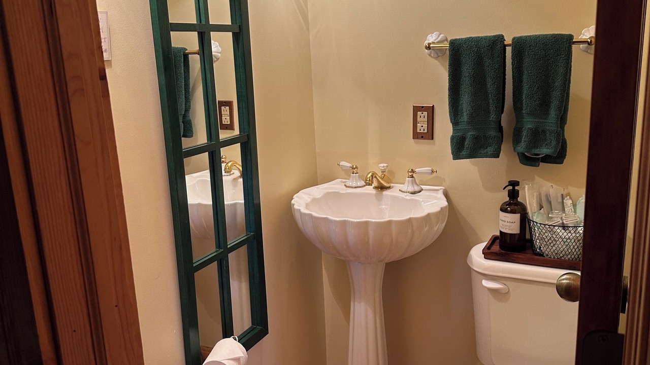 Photo of Bathroom in Pulteney