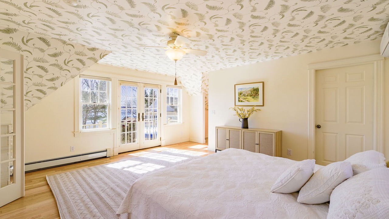 Photo of Bedroom in Bayville