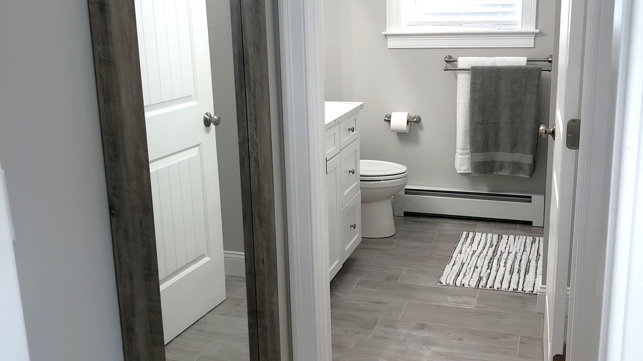 Photo of Bathroom in Old Orchard Beach
