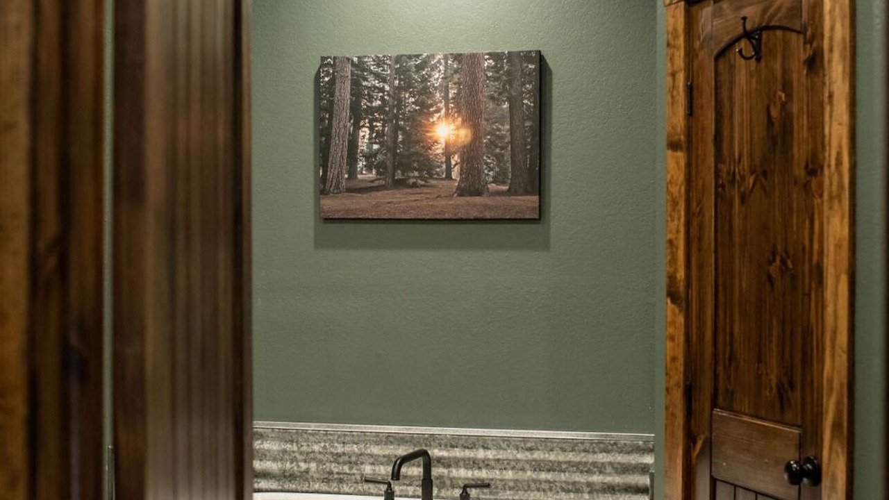 Photo of Bathroom in Simms