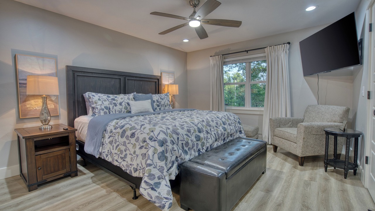 Photo of Bedroom in Cookson