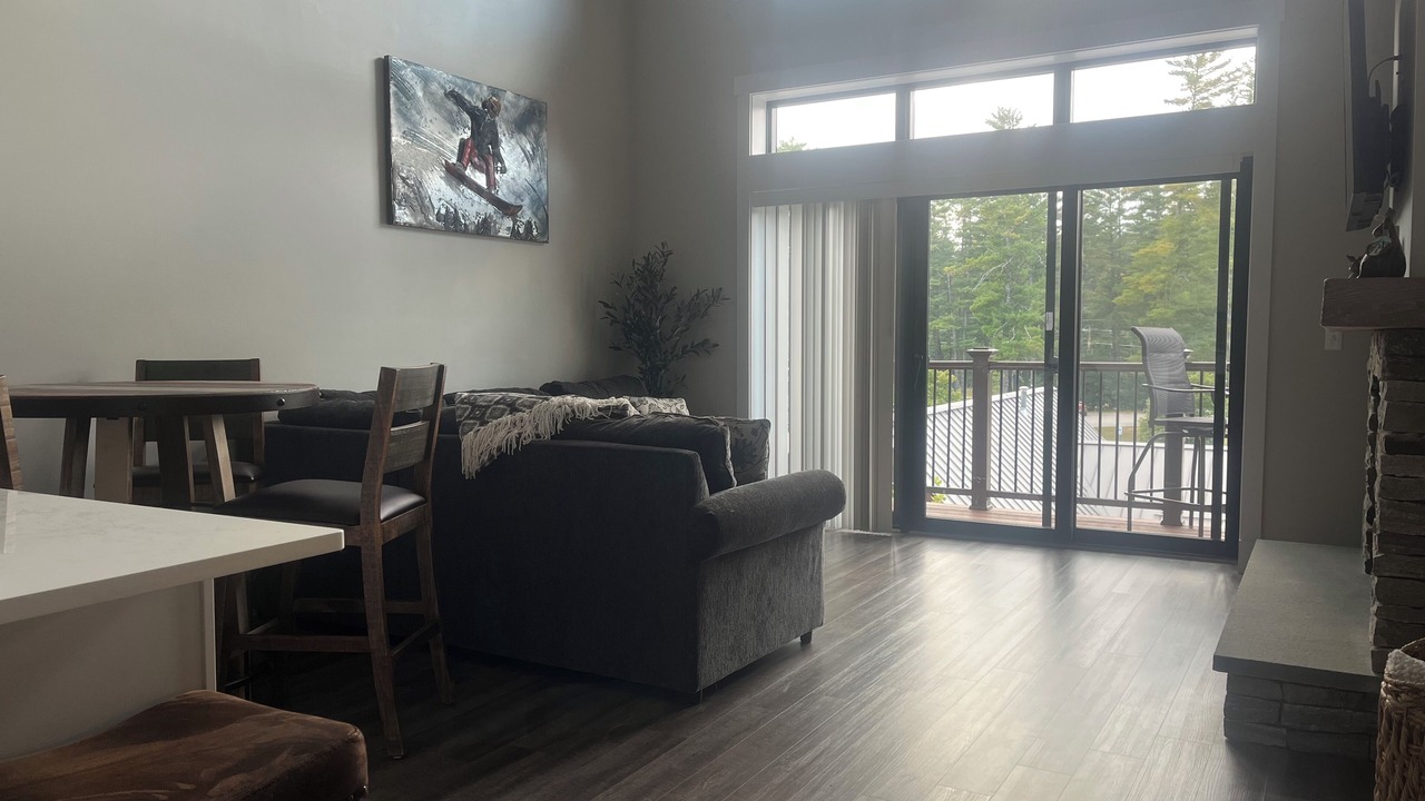 Photo of Livingroom in North Conway
