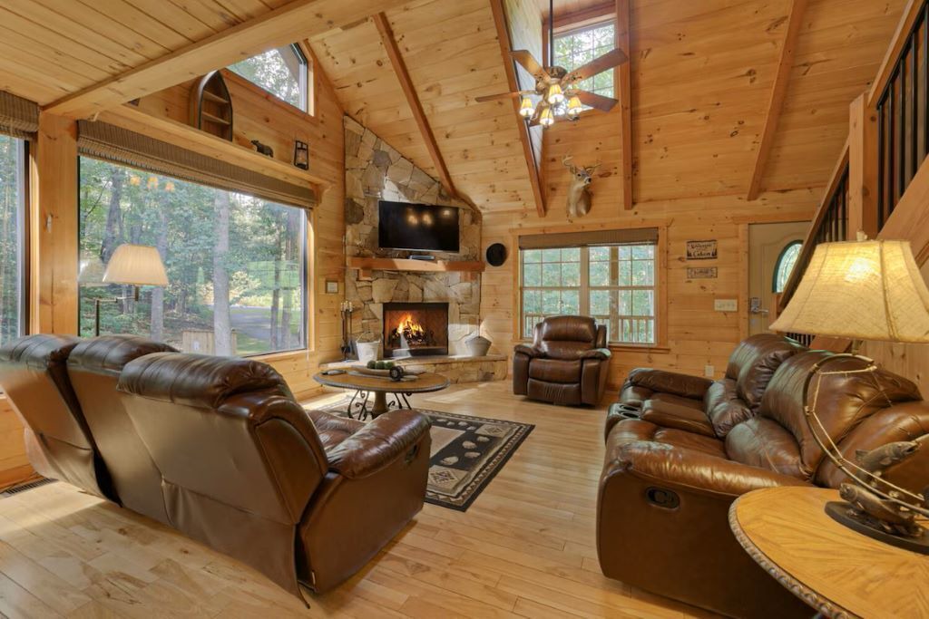 Photo of Livingroom in Sautee Nacoochee