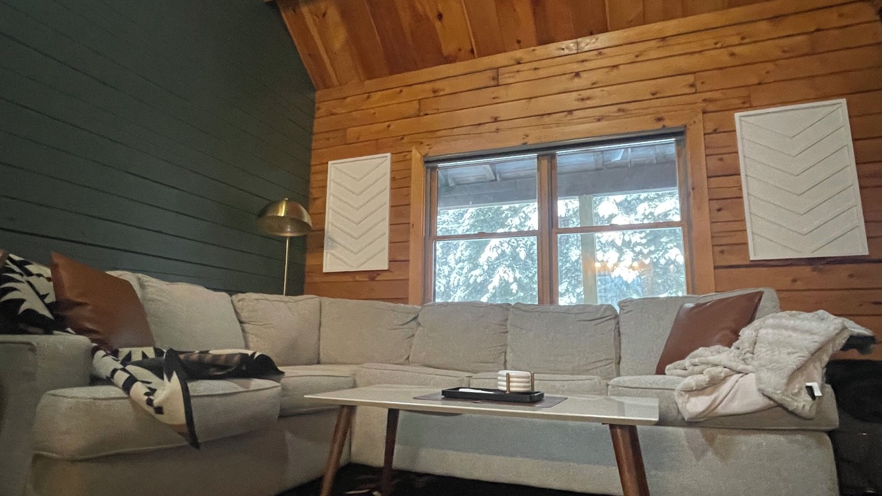 Photo of Livingroom in Shirley Mills