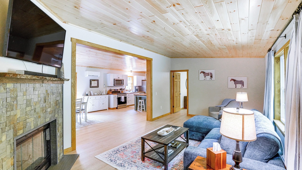 Photo of Livingroom in Porter Corners