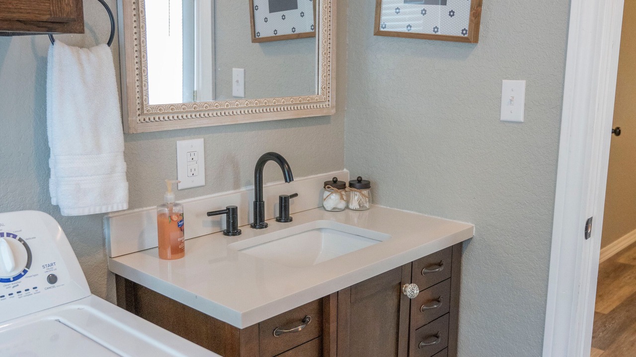 Photo of Bathroom in Cecil