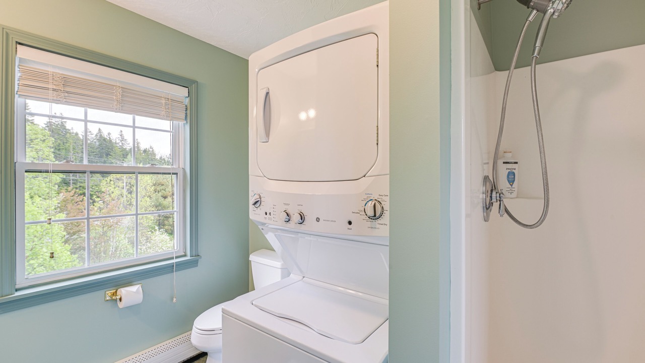 Photo of Bathroom in West Tremont