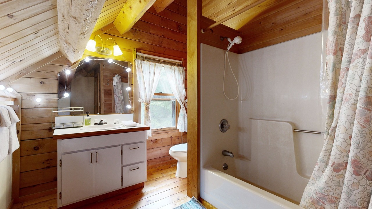 Photo of Bathroom in Bartlett