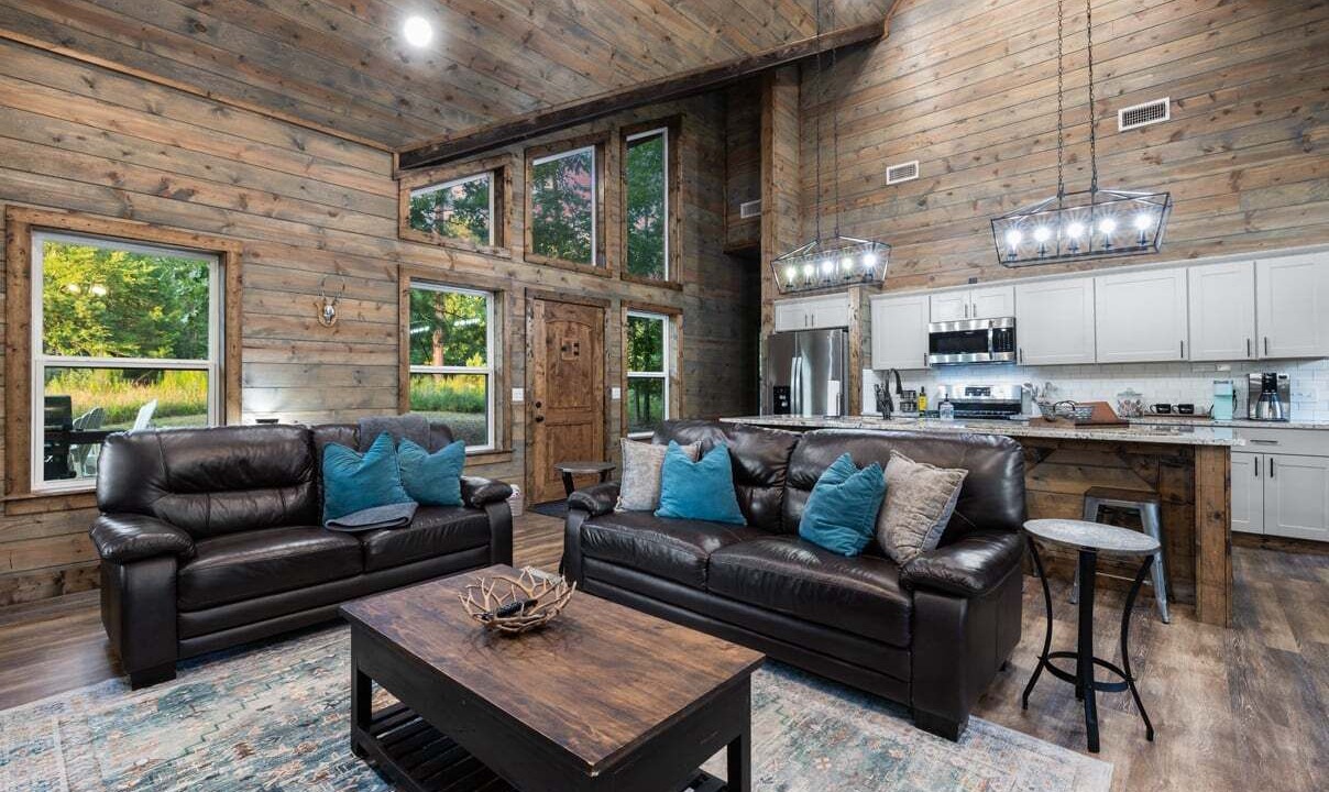 Photo of Livingroom in Hochatown
