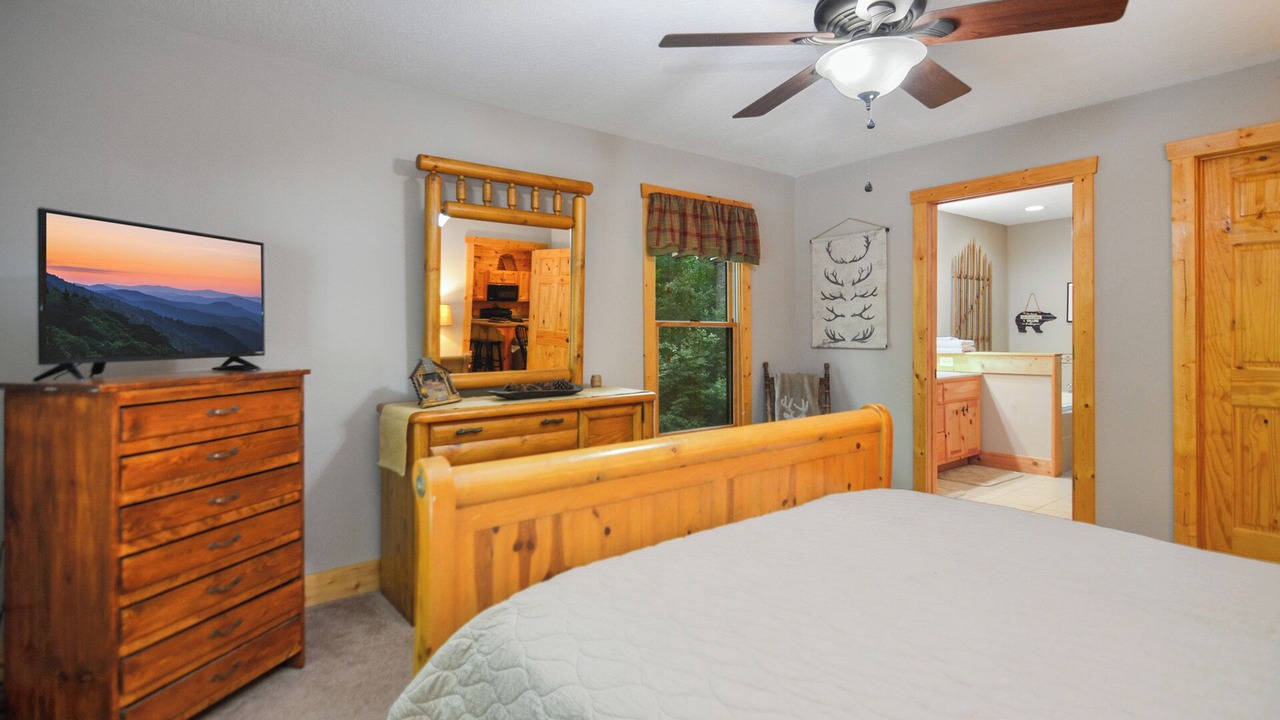 Photo of Bedroom in Ellijay