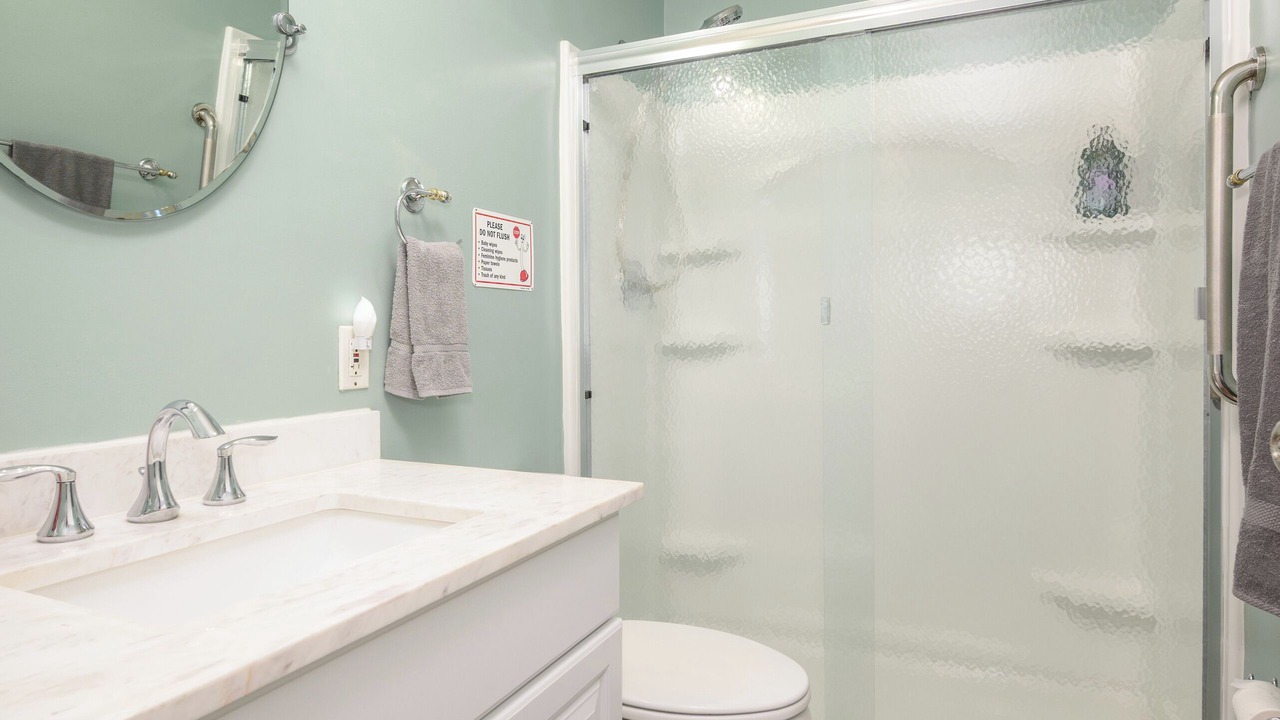 Photo of Bathroom in Portage Lakes