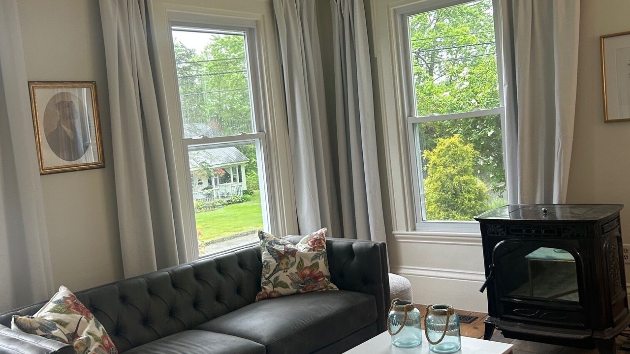 Photo of Livingroom in Richmond