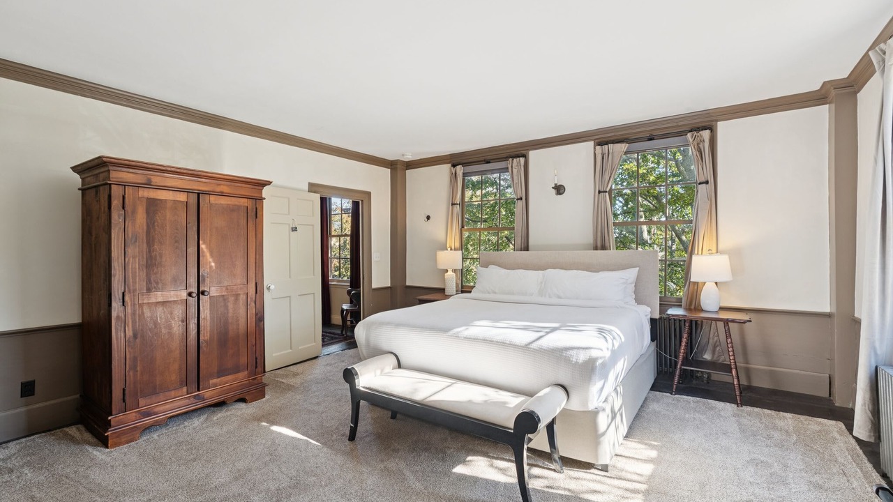 Photo of Bedroom in West End